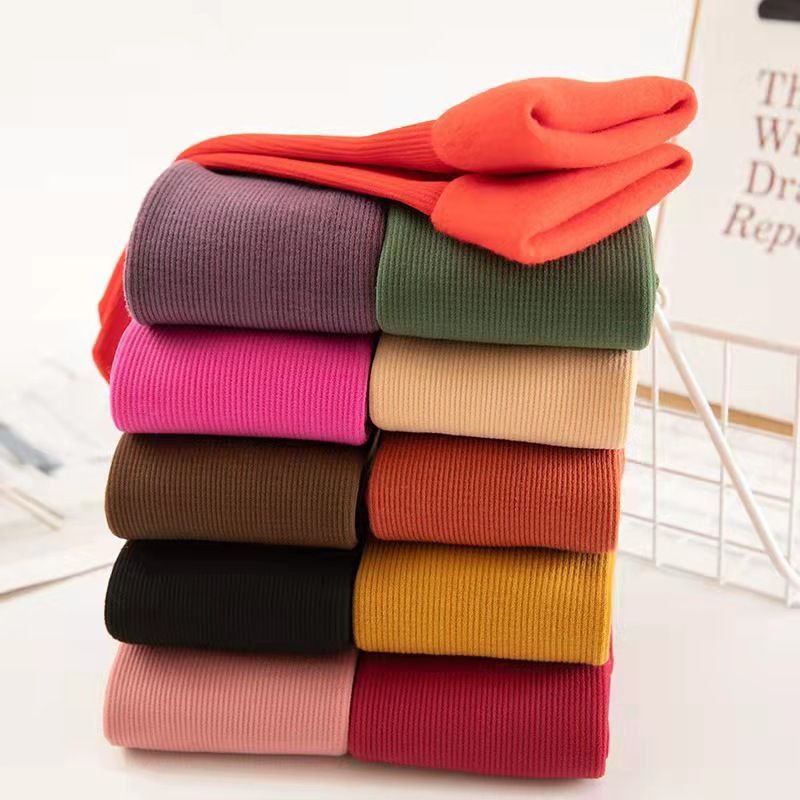 Meia kit 3 Grossas De Lã Térmicas Flexíveis Coloridas Femininas De Inverno