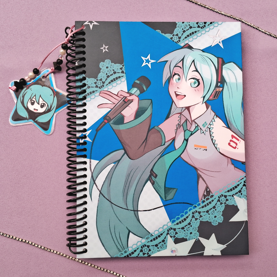 SKETCHBOOK Caderno para Desenho 90gr - Hatsune Miku - VOCALOID - Encadernação em Espiral - A5 21x15cm