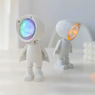 Luminária Robô Projetor De Led Usb Astronauta Rotação 360° Setup Decoração