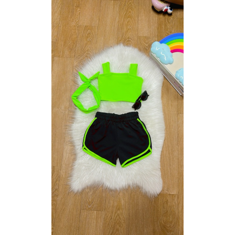 conjunto verão neon infantil shorts e top