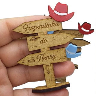 Plaquinha Seta em MDF e Detalhe em Acrílico - Tema Fazendinha em Oferta na Shopee