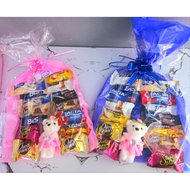 Kit com 2 cestinhas de chocolates dia das mães/ mimo/ dias dos namorado/dia do amigo, aniversário, dia pais, dia a dia