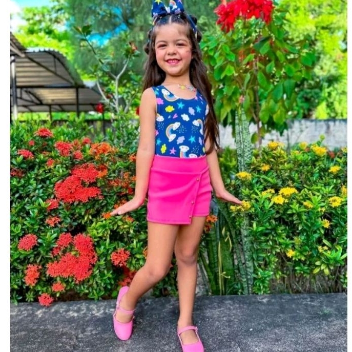 kit com 3 ítem ( short saia + bory maiô + essa linda tiara)*estampas mandamos variadas*