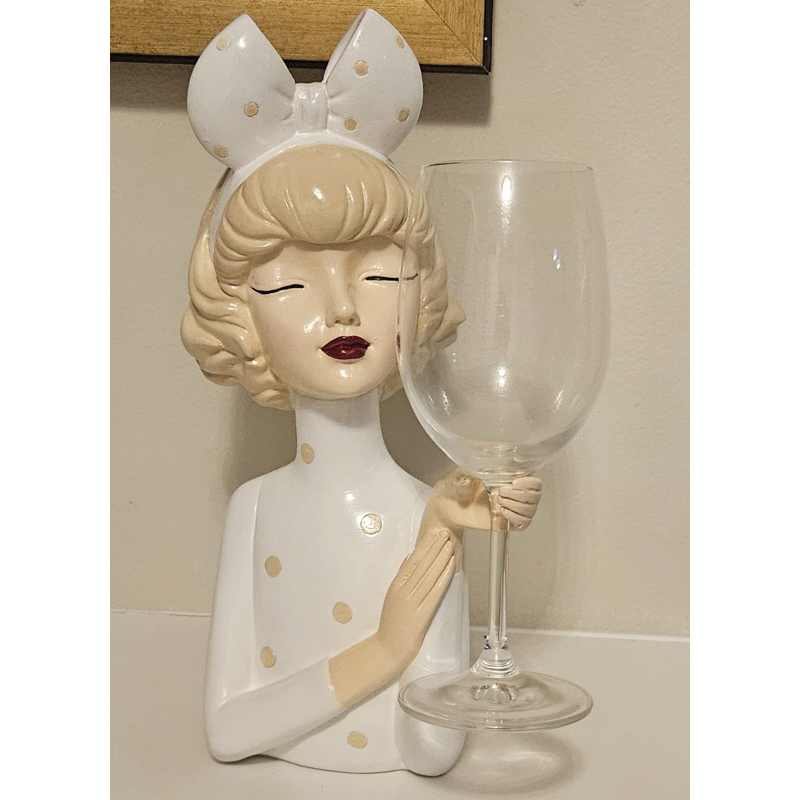 Busto Milli Taca Para Decoração Sofisticada