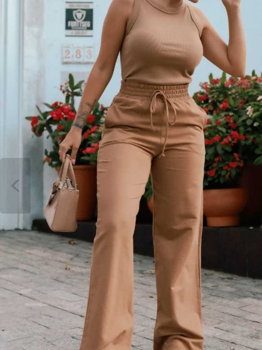 Calça Gringa Calça Pantalona  em Moleton confortavel e moderna.