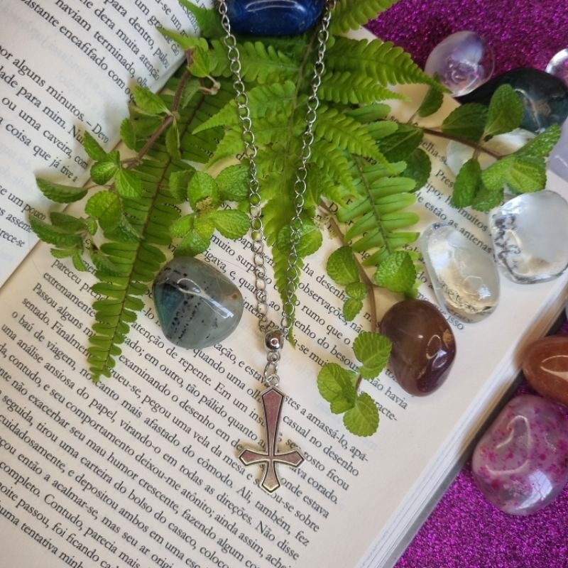 Corrente Cruz Invertida: Onde Comprar | BuscaProdutos