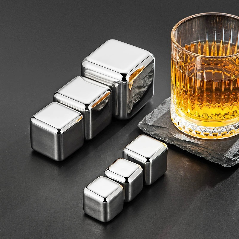 Kit 8 Cubos De Gelo De Aço Inox Com Pegador Bebidas Drinks Presente