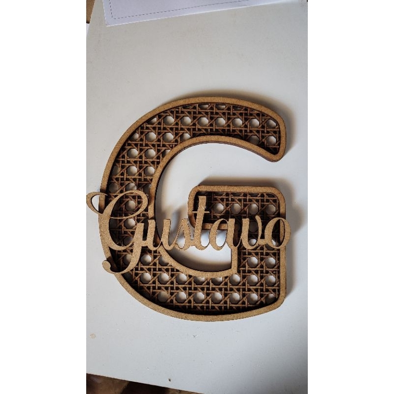 letras com palha indiana 3 D no MDF decoração
