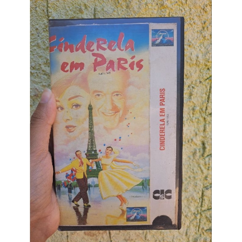 VHS Cinderela em Paris 1957, Fred Astaire & Audrey Hepburn Legendado Original