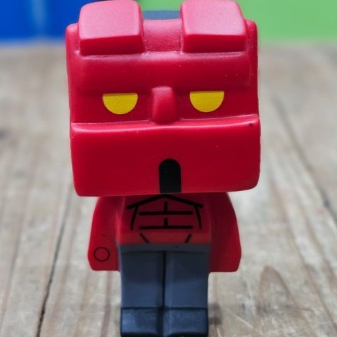 Kubo's Hellboy (Nerd ao Cubo)