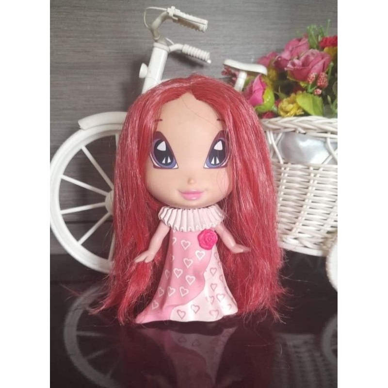 Boneca Winx Club Stella Amore Magic Pixie conforme fotos e descrição