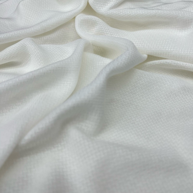 Tecido Viscose Off White/Marinho Maquinetada Metro  1,50m De Largura