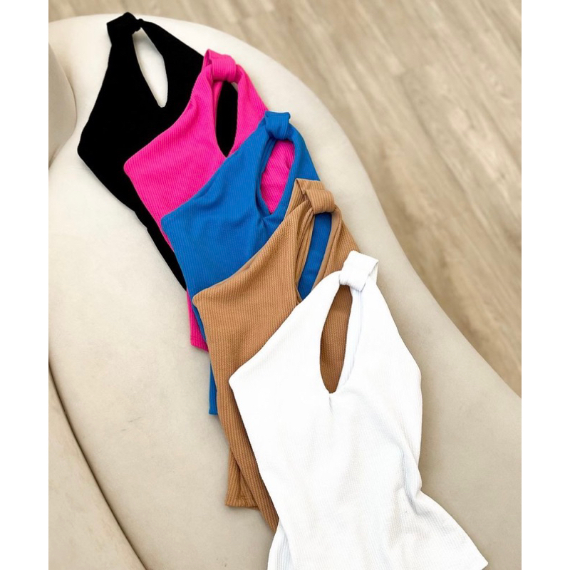 body mula manca de nó decote