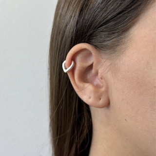 Piercing para Furo em Formato de Gota com Zircônias na Prata Legítima 925