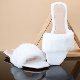 Sandalia Feminina Rasteira Com Pelos Noiva Pelucia Chinelo Pantufa