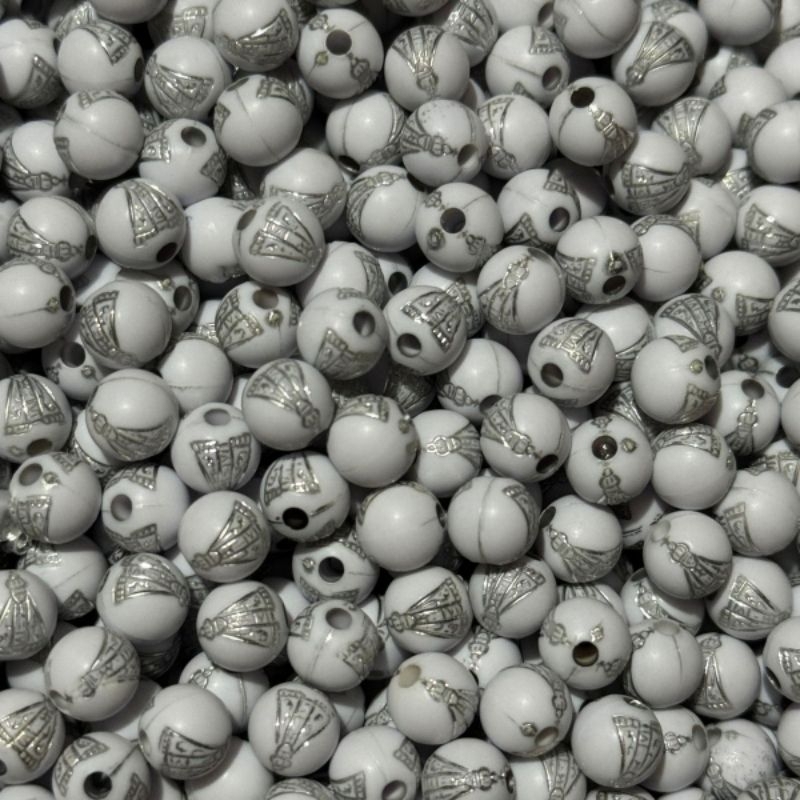 Miçanga Bola Nossa Senhora - 8mm - Branco/Prata em Oferta na Shopee