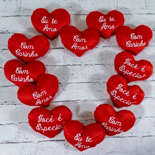 Combo 12 corações de pelúcia 10 cm - frases sortidas em Oferta na Shopee