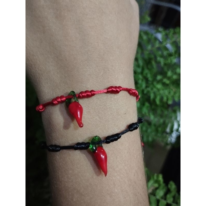 Pulseiras 7 nós com pingente PIMENTA de murano kabbalah/cabala regulável adulto/infantil contra inveja, proteção em Oferta na Shopee