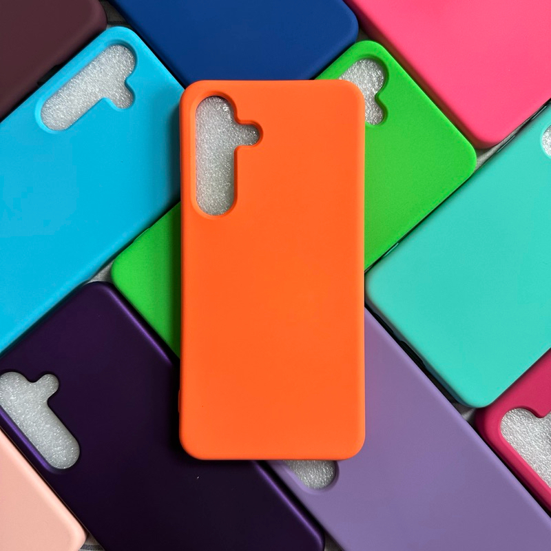 Capa Capinha de Celular Silicone Aveludada Samsung Galaxy S24 - detalhe