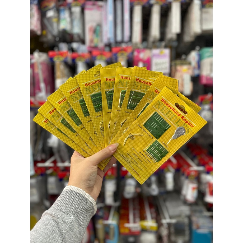 Kit com 10 cartelas agulhas Mãos Agulheiro Passador De Linha Costura e Bordado 27 Peças