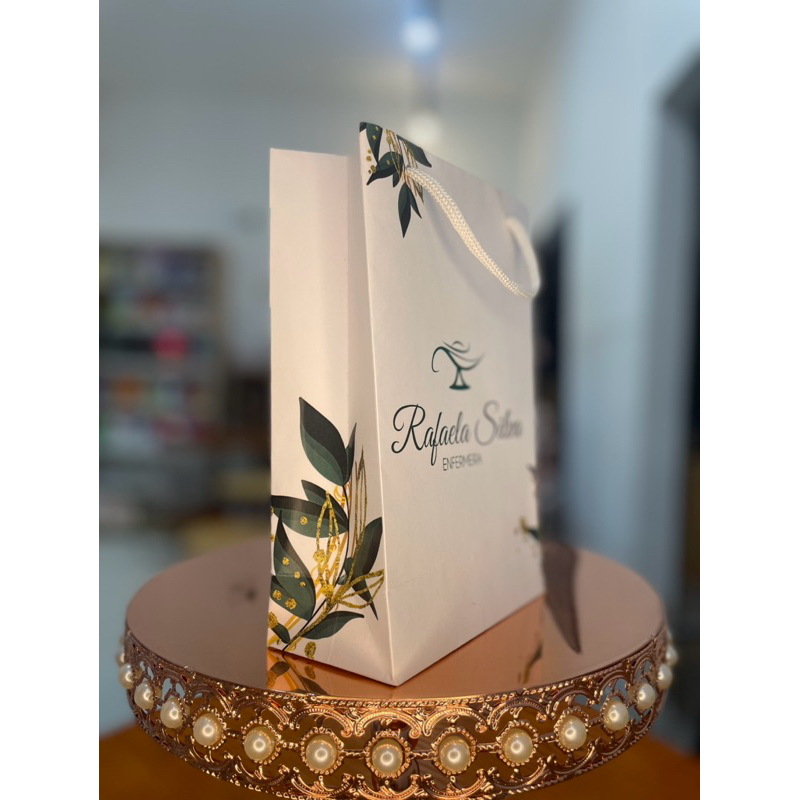 Kit com 15 Sacolas de Papel Personalizadas Tamanho M Vertical 22x14,5x7cm (Indicada para Lojas, Eletrônicos, Lembrancinhas, Presentes e Lancheiras)