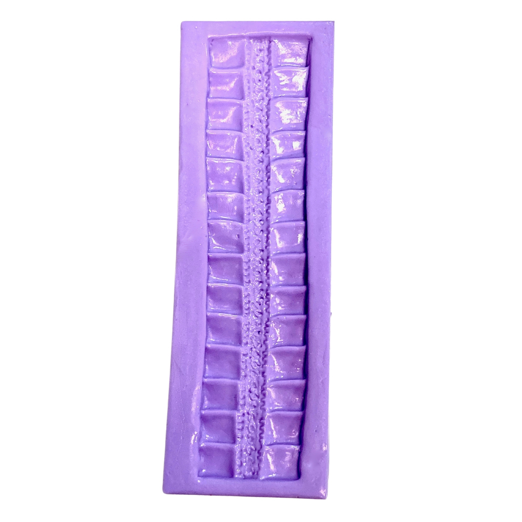 F1467 MOLDE DE SILICONE MINI TELHADO CONFEITARIA BISCUIT