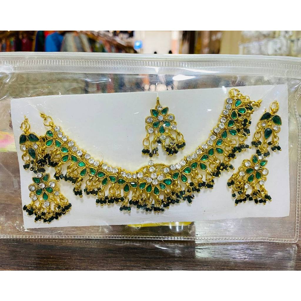 Conjunto de Colar, Brinco e Acessório de Cabeça Indiano Árabe Banhado a Ouro Flore