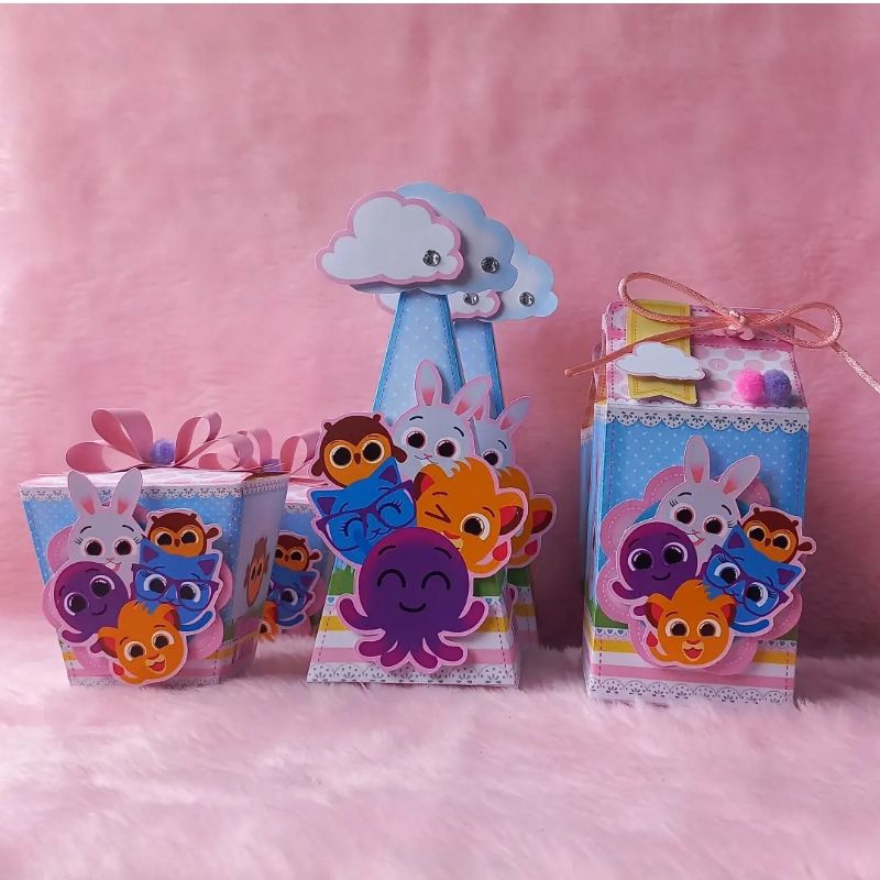 kit festa Bolofofos rosa/ lembrancinha de aniversário Bolofofos/ mimo de aniversário Bolofofos/caixa personalizada bolofofos/caixa bolofofo
