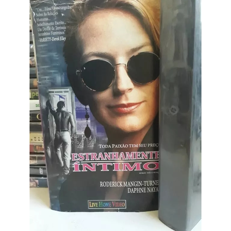 Dvd Estranhamente Íntimo - Roderick Mangin-turner