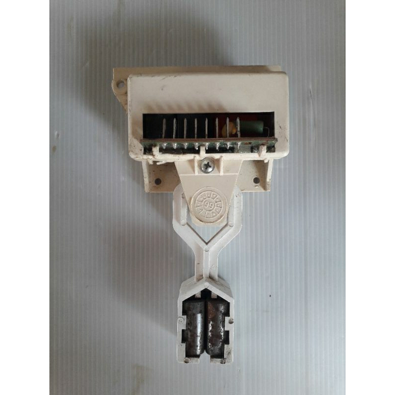 Placa da lavadora enxuta futura 4kg usada