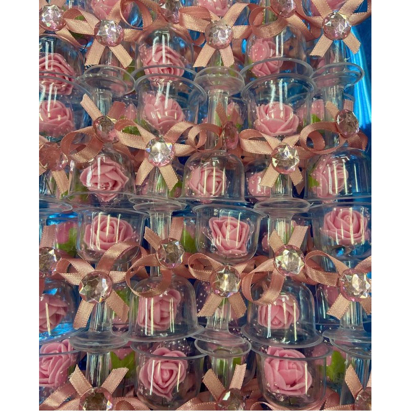 lembrancinha de taça com flor 50 peças em Oferta na Shopee