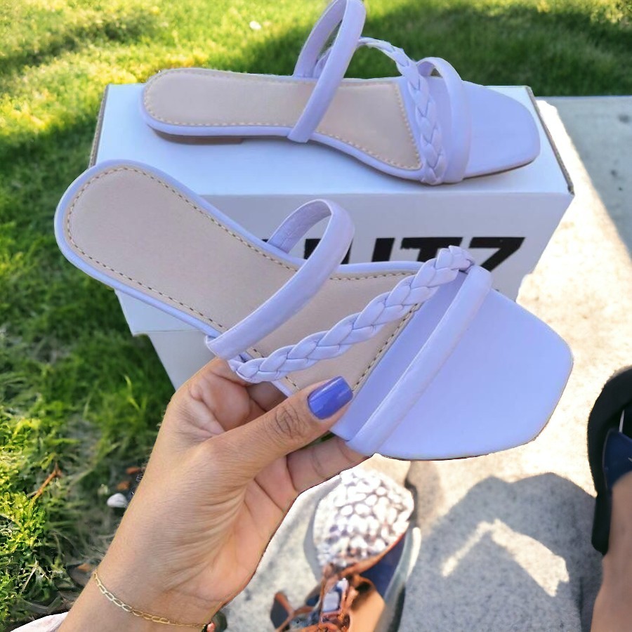 Rasteira Feminina: Linda, Confortáve 2 Tiras Lisas - 34 ao 39 Look com Sofisticação e Facilidade