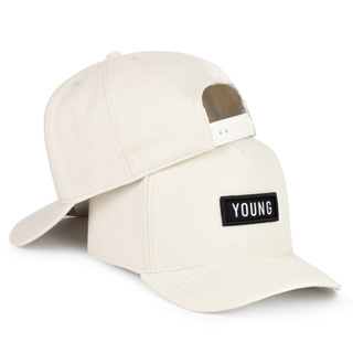 Boné Fechado Off White Urbano Young Aba Curva em Oferta na Shopee