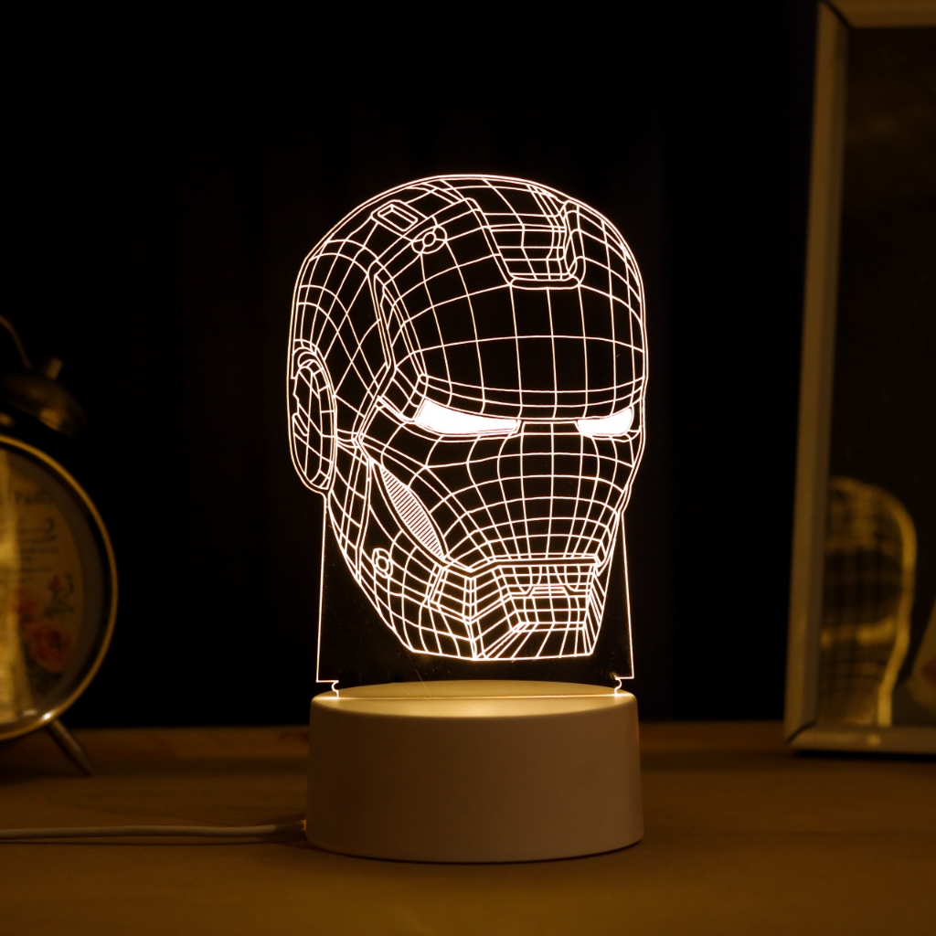Luminária , abajur de mesa , estilo 3D Homem de Ferro, Iron Man, Tony Stark, muda de cor com 7 cores diferentes