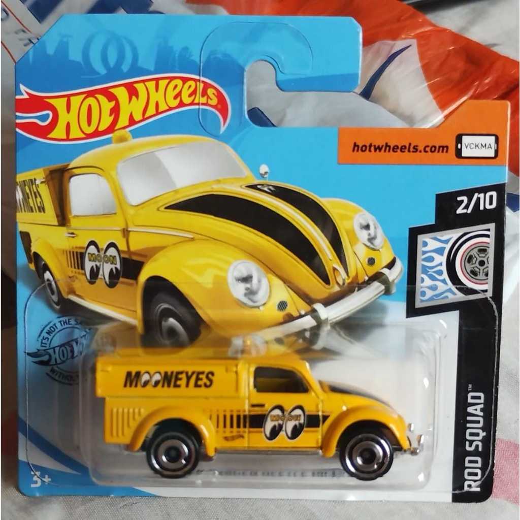 Miniatura HOT WHEELS Mainline Volkswagen Fusca PICKUP amarelo MOONAYES