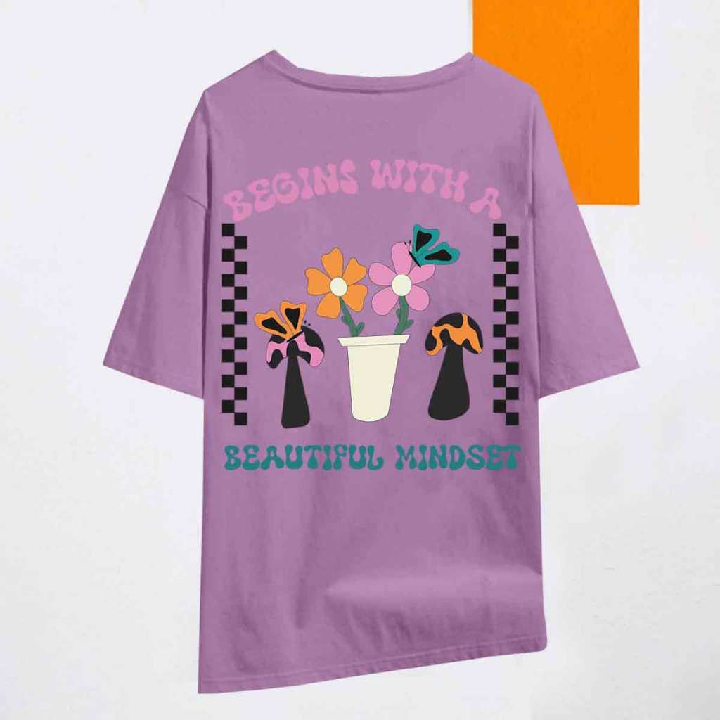 Camiseta Day Begins Beautiful Mindset Lilás Oversized Borboleta Flores Blogueira Fashion Style