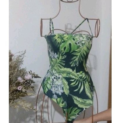 Body verde florido