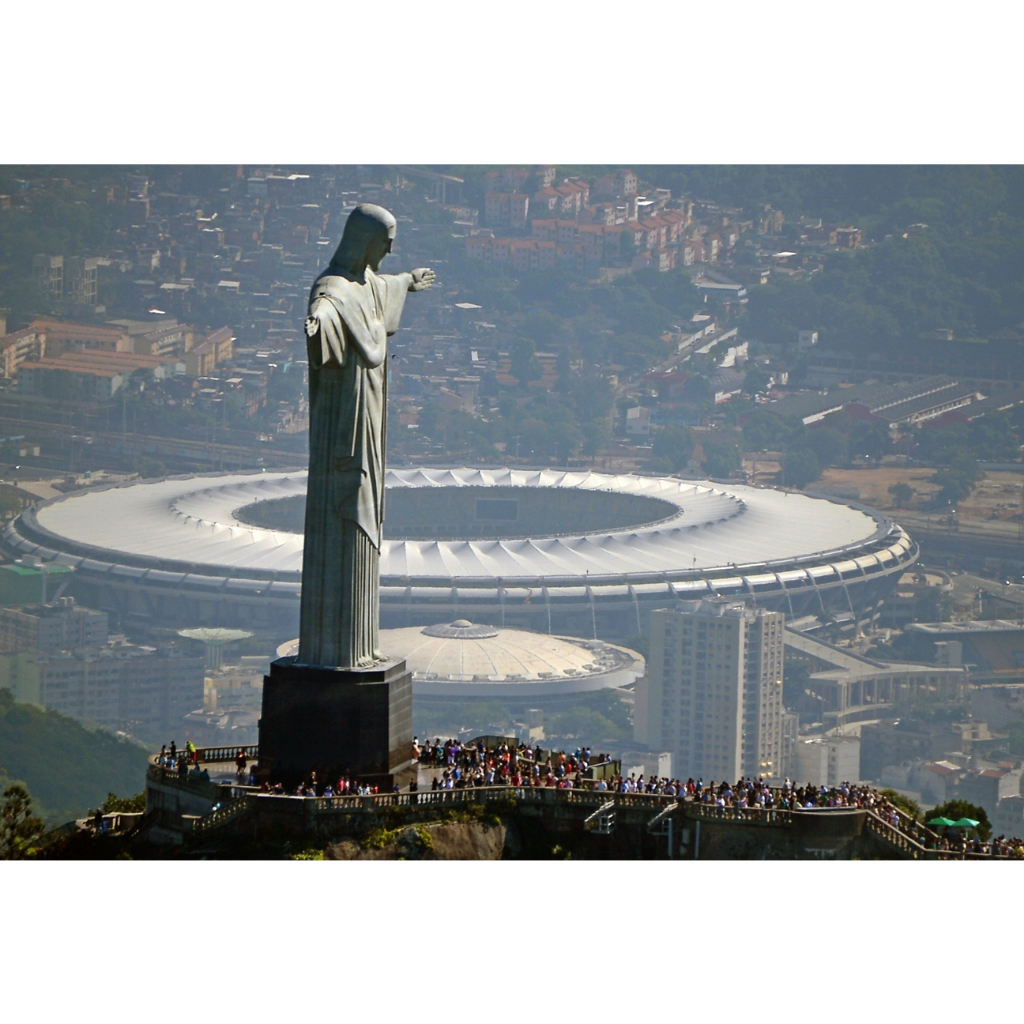 Põster  -   Cristo Redentor E Maracanã   -   Decora  -  33 cm  x  48  cm