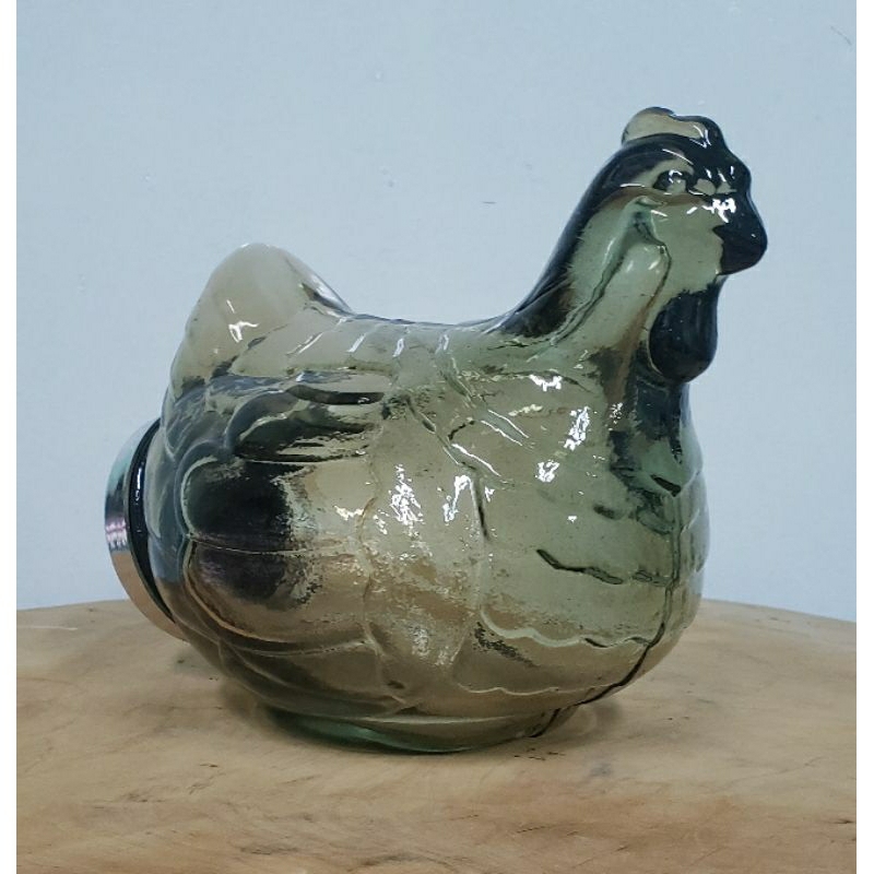 Pote de vidro baleiro decorativo bomboniere  hermético em formato de galinha cor nude