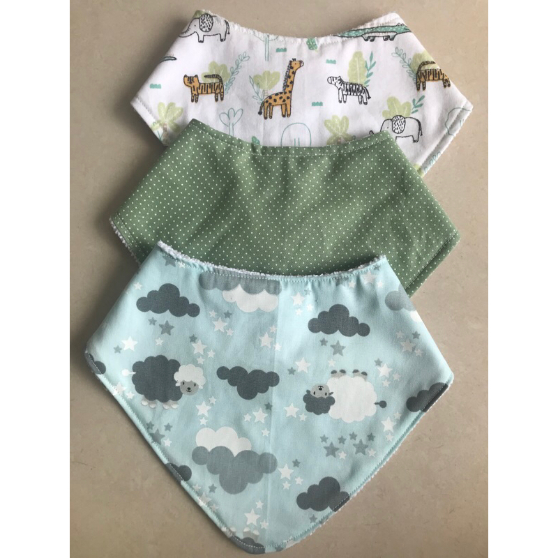 Kit babador Bandana Atoalhado! em Oferta na Shopee