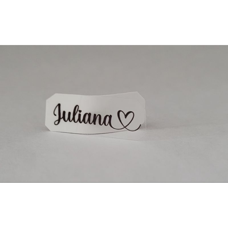 50 nomes impressos em etiquetas adesivas transparentes ( Atenção  para a descrição do anúncio).