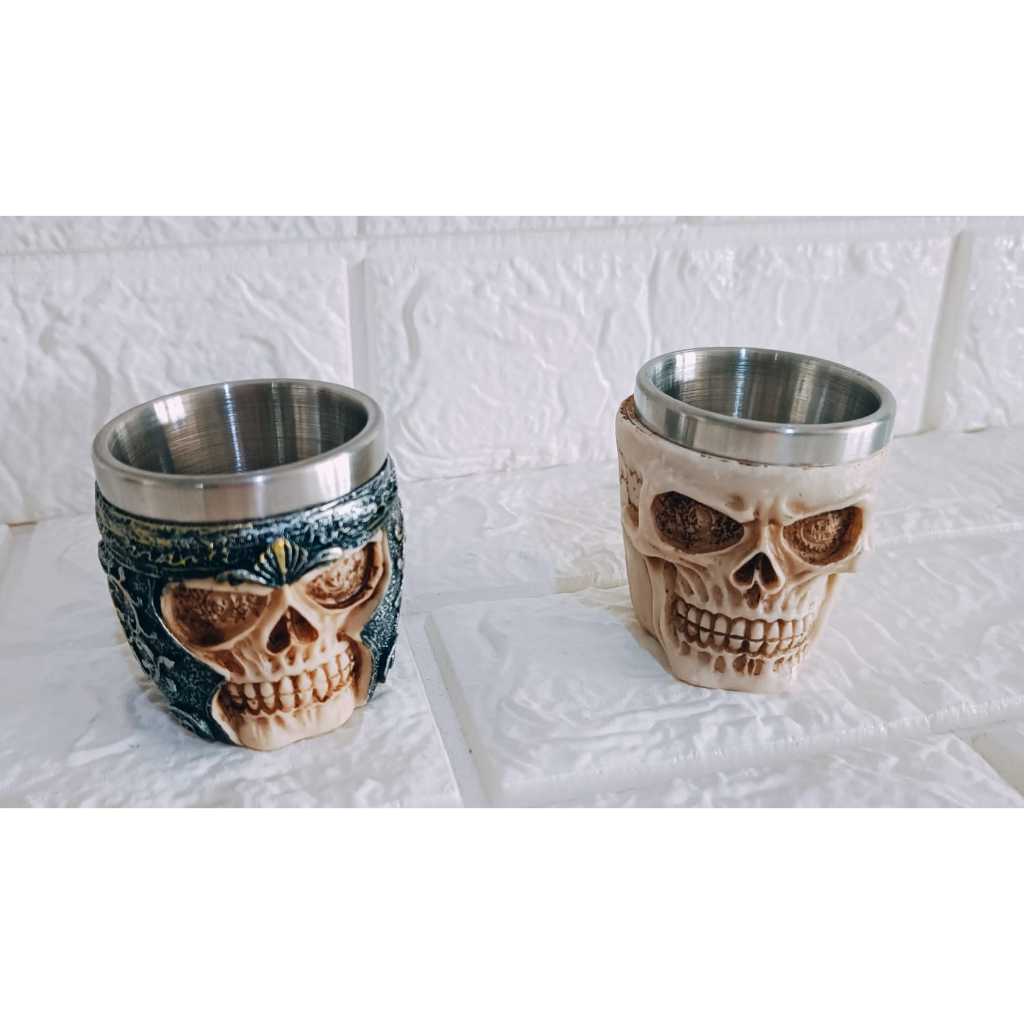 Copo Dose Resina Caveira Inox Bebida Pinga Decoração Presente Rock Mesa Posta Skull Shot
