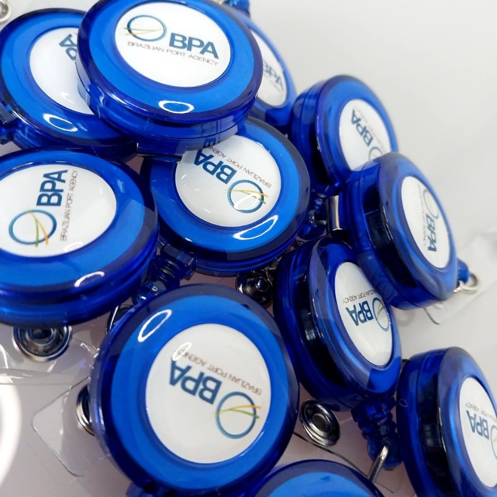 Porta Crachá personalizado como desejar (15 unidades ) em Oferta na Shopee