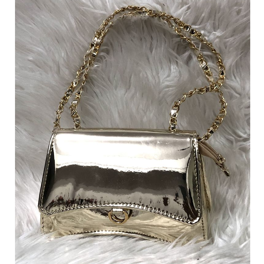 Bolsa Bag Metalizada De Festa Com Corrente Transpassada e Ziper ( Cabe Celular) em Oferta na Shopee