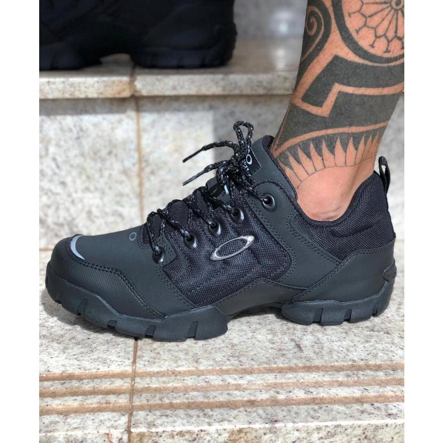 Tênis Da Oakley Lançamento Couro Legitimo