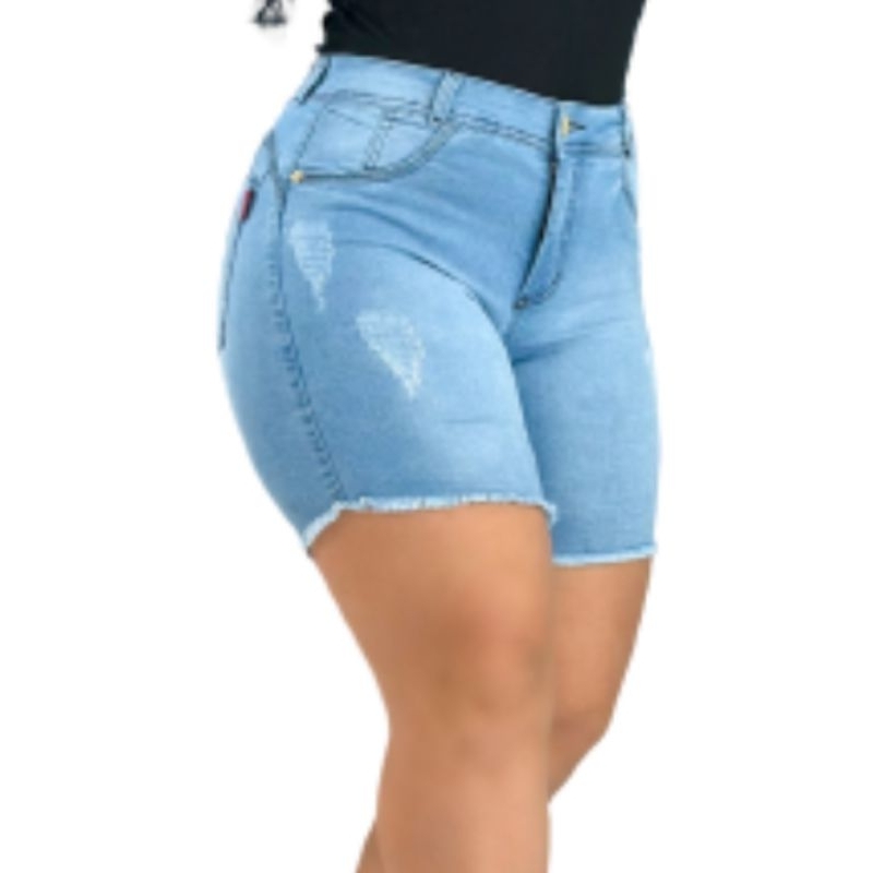 Short jeans feminino meia coxa Claro perna desfiada levanta bumbum