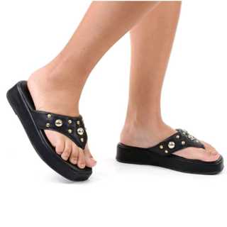 Sandália Chinelo Feminino Adulto Flat Com Spike Plataforma De Dedo Confortável Leve Para o Dia a Dia em Oferta na Shopee