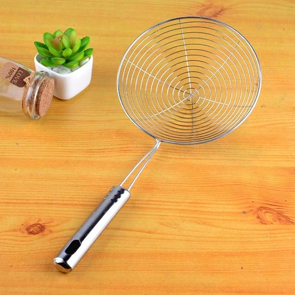 Peneira de Inox Resistente - Tamanhos 14cm ou 18cm em Oferta na Shopee
