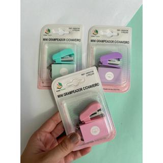 Mini Grampeador Chaveiro Com Grampo Papelaria em Oferta na Shopee