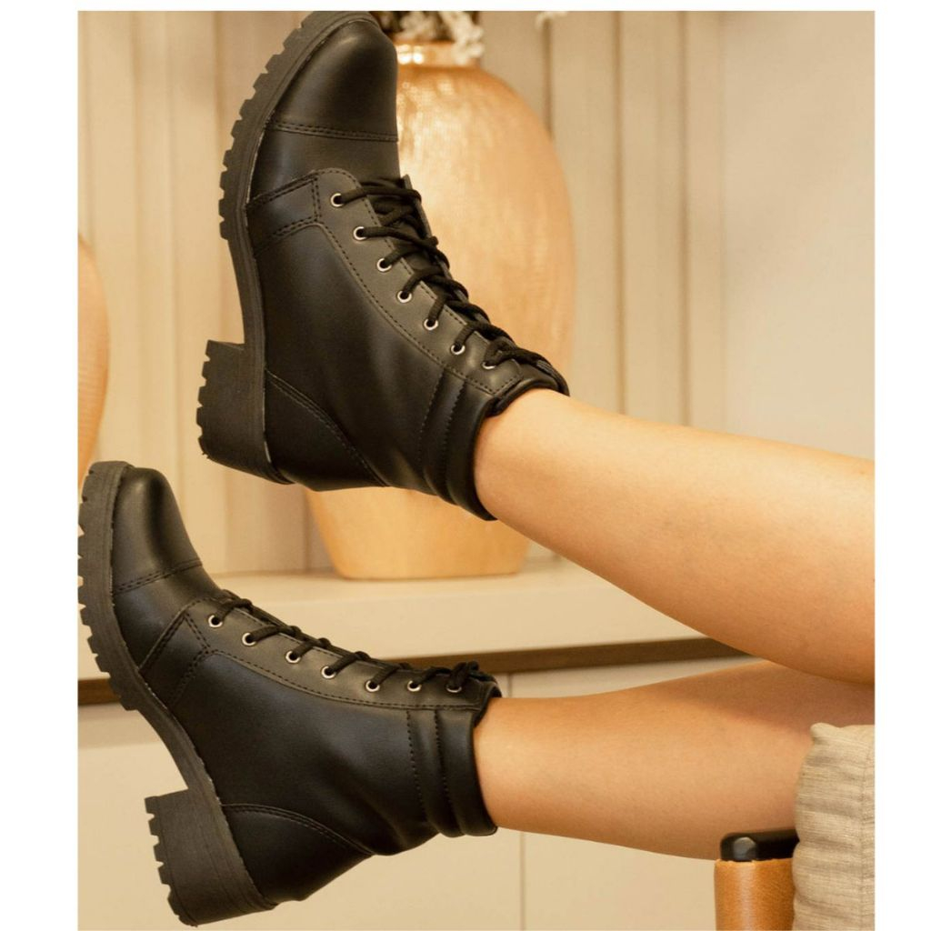 Bota Feminina Coturno Moda Preto Salto Confortável Baixo